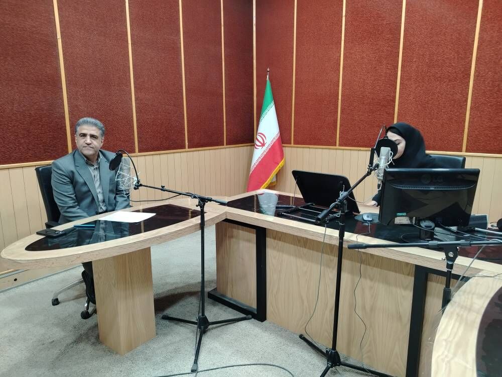 پاسخگویی مدیرکل راه و شهرسازی خوزستان به سئوالات شهروندان در برنامه رادیو موج مثبت